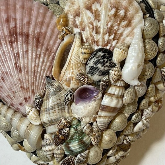 Vintage Handmade Art Heart Shape Ocean Seashell Decor Trinket Jewelry - Picture 3 of 12